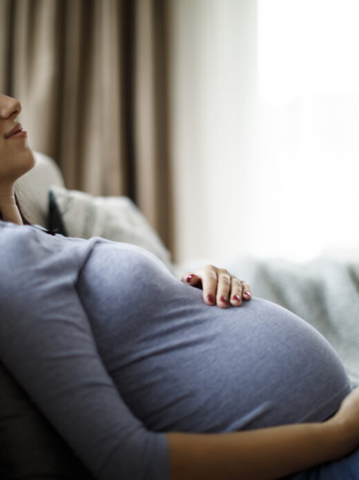 Eγκυμοσύνη - 4 λόγοι για να είσαι χαρούμενη