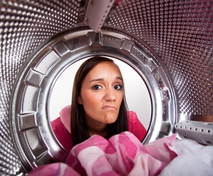 Πώς να καθαρίσετε σωστά το πλυντήριο – Διώξτε μια για πάντα τις ανεπιθύμητες οσμές